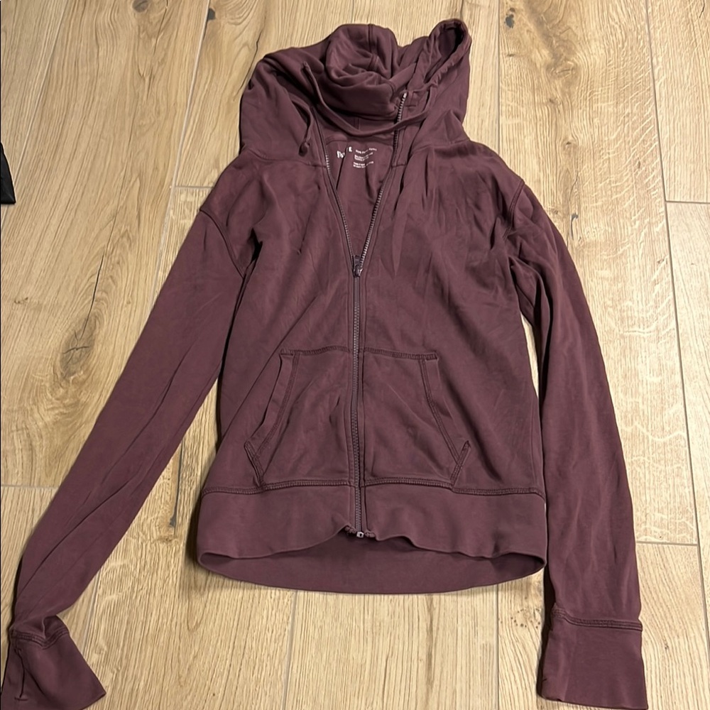 Pact Maroon zip up hoodie with Eco-Friendly Fabric and Versatile Design